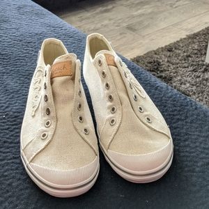 Coach - Keeley Canvas Shoe